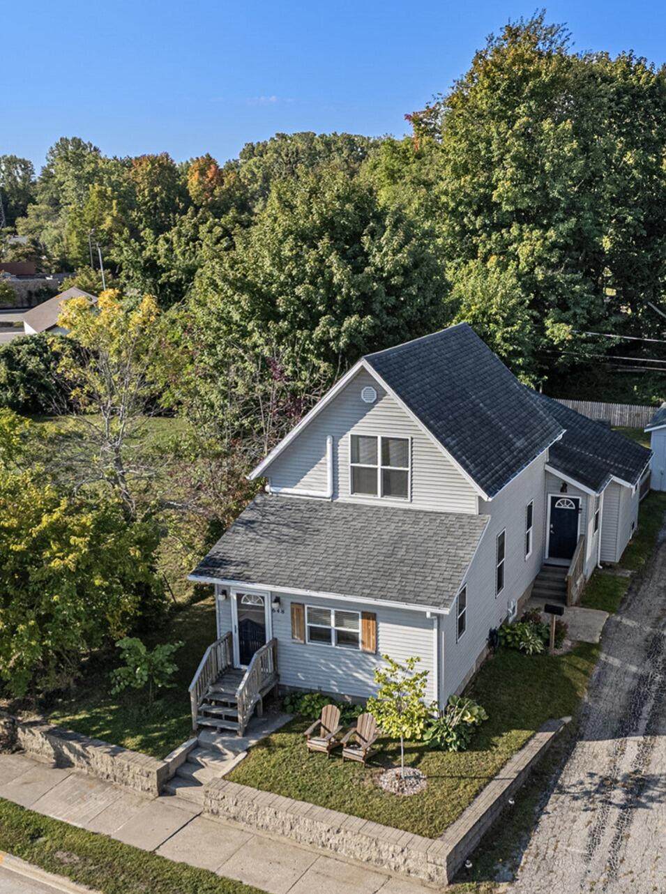 648 Phillips Street - Photo 1