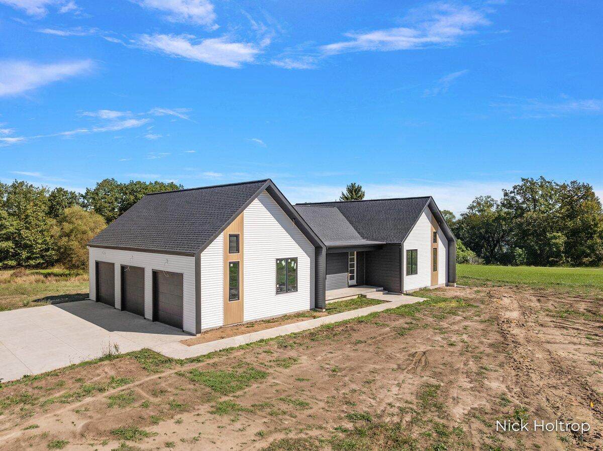 6121 Barry Street - Photo 1