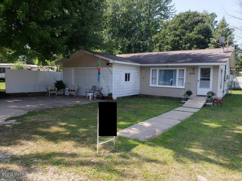 2444 Owosso Street - Photo 1