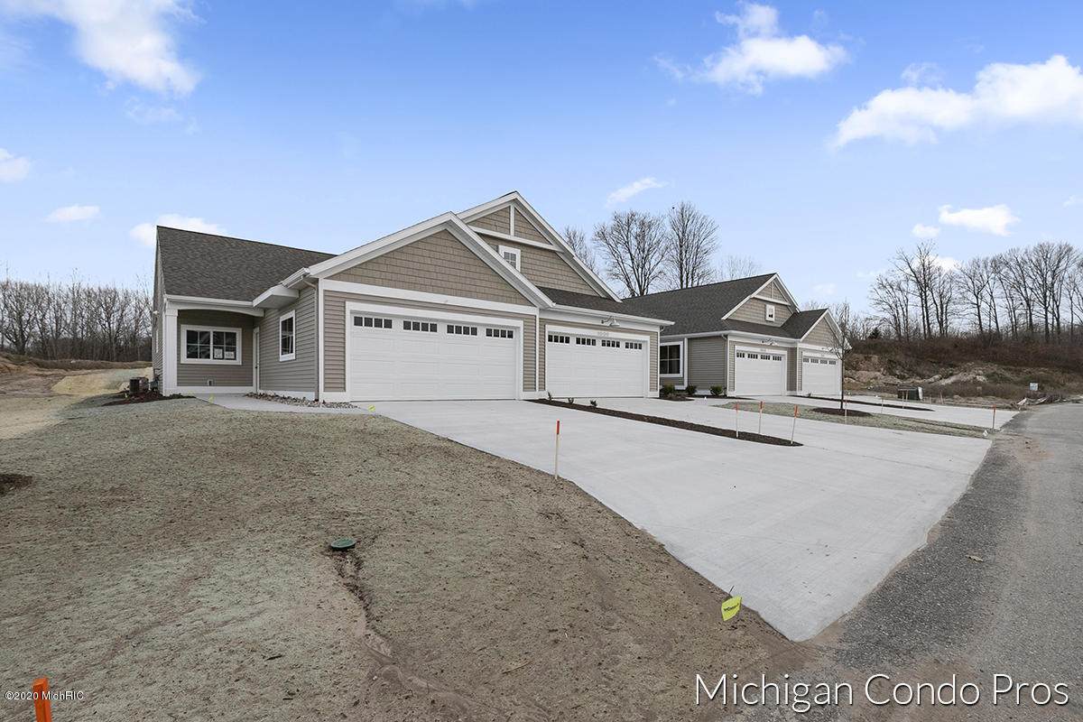 1004 Castlebayway Way - Photo 1
