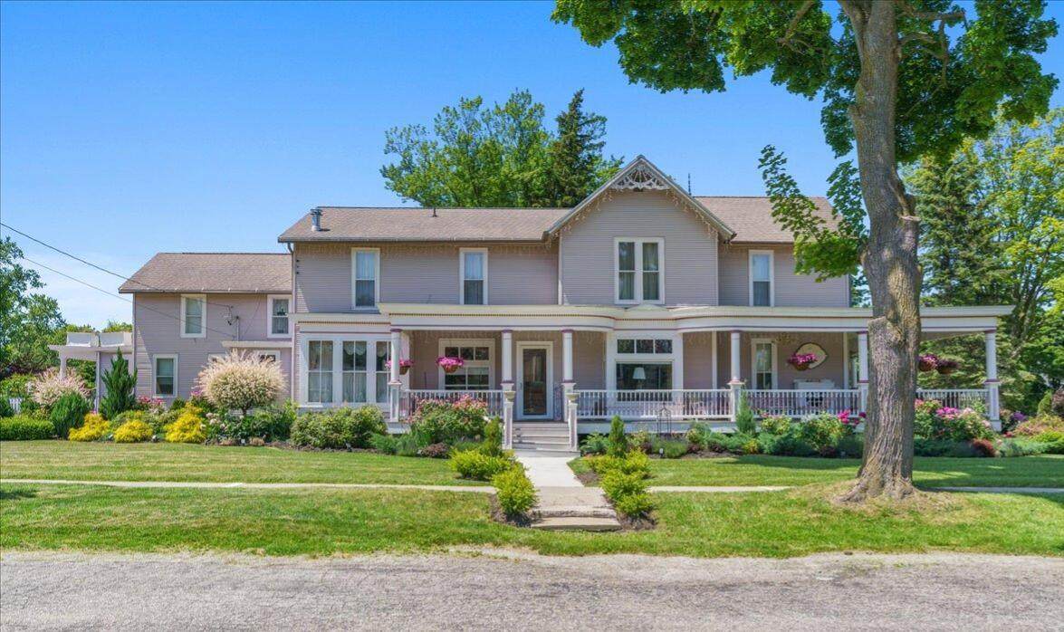 461 Fifth Street - Photo 1