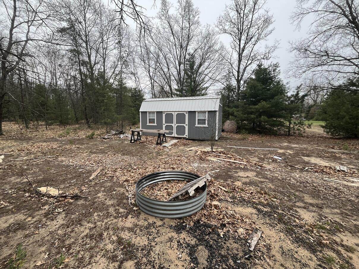121 Pierce Drive - Photo 1