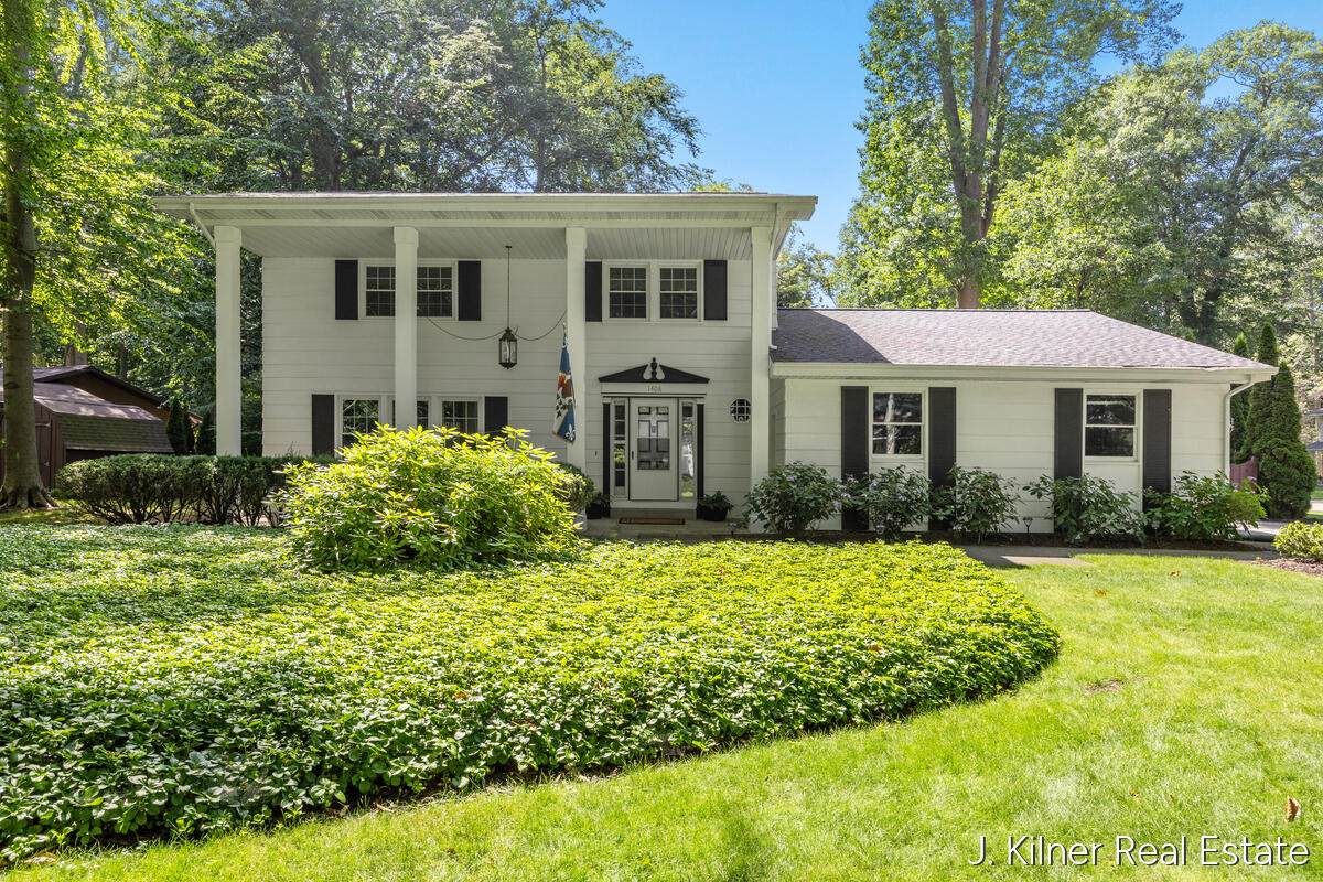 1408 Seminole Drive - Photo 1