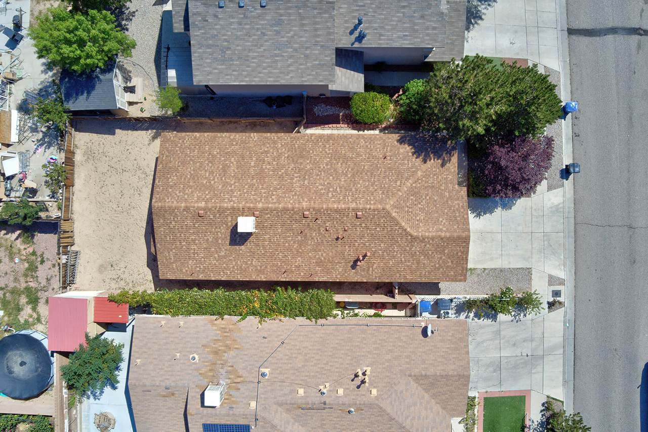 9009 Eiffel Avenue - Photo 1