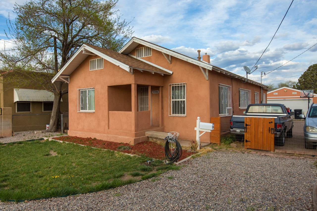 1206 12TH Street - Photo 1