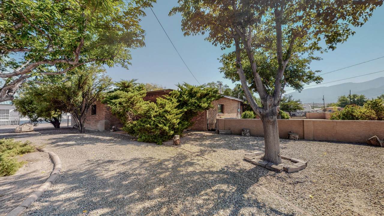 630 Camino Del Pueblo - Photo 1
