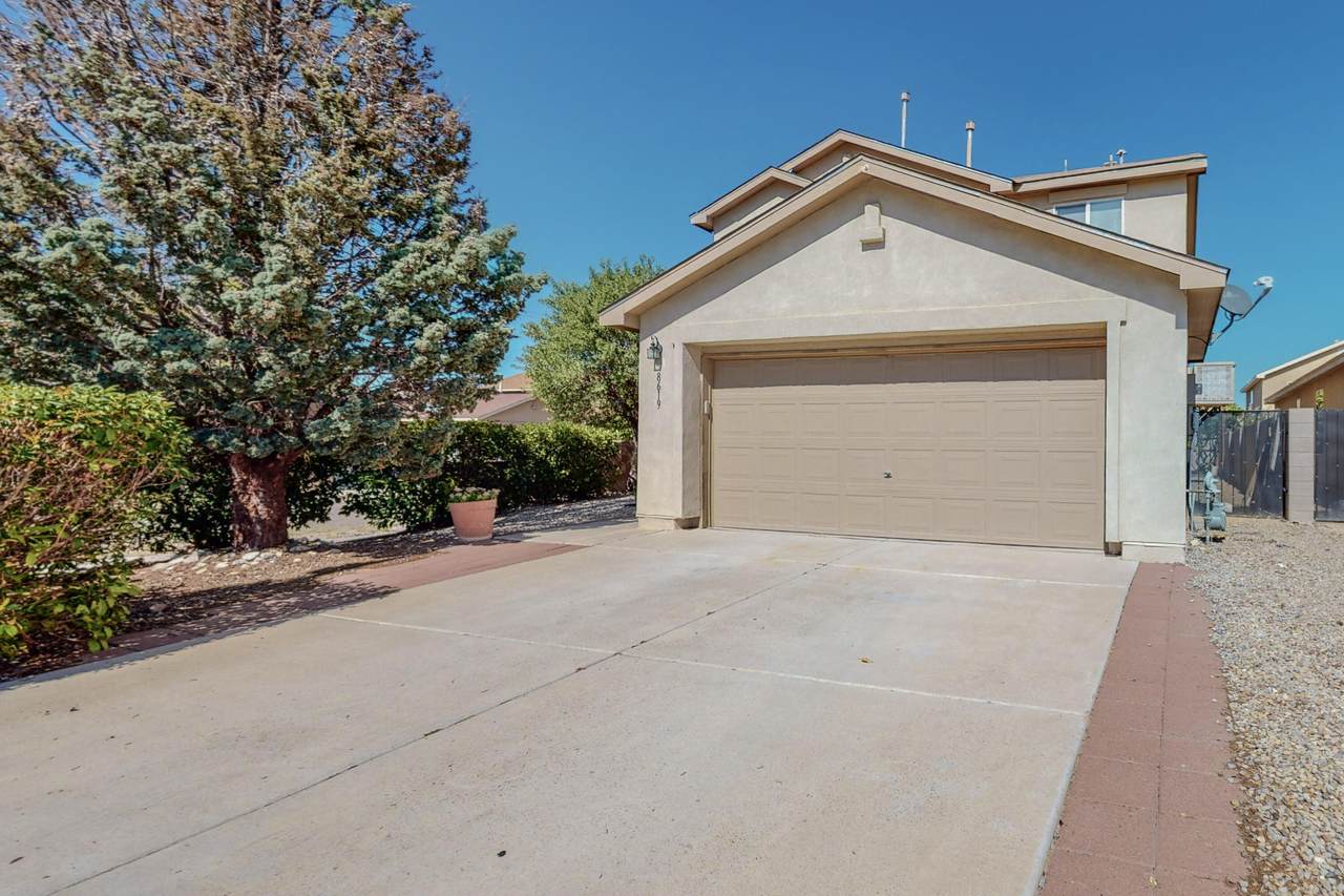 8619 Casa De Luz Court - Photo 1