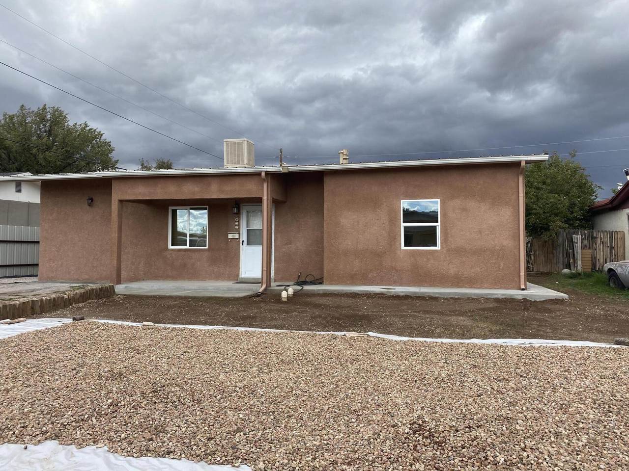 622 Stephens Avenue - Photo 1