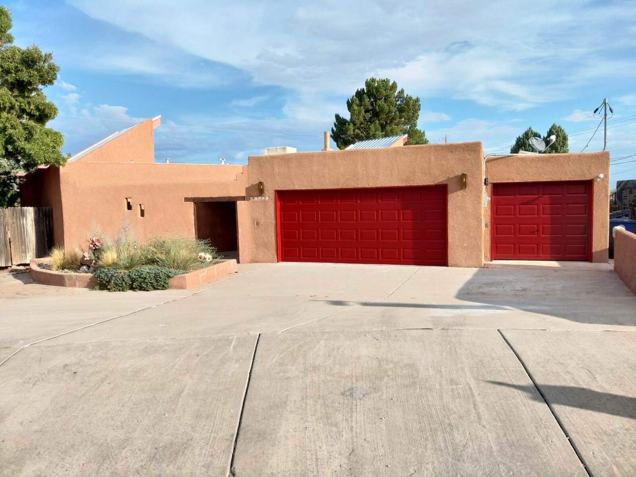 10508 Steward Street - Photo 1