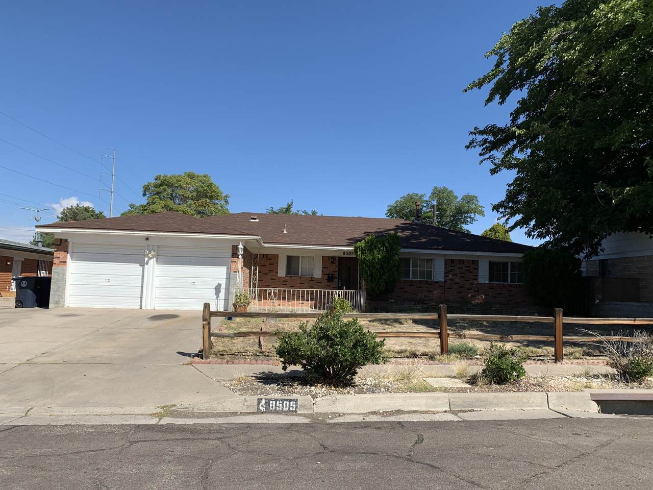 8505 Hannett Avenue - Photo 1