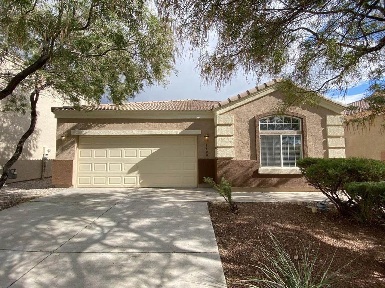 8600 Sundoro Place - Photo 1