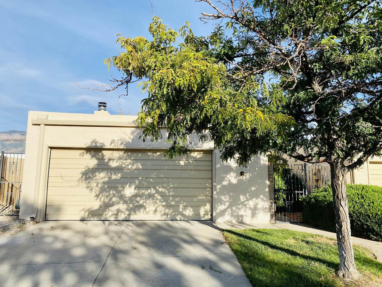 7916 Blue Jay Lane - Photo 1