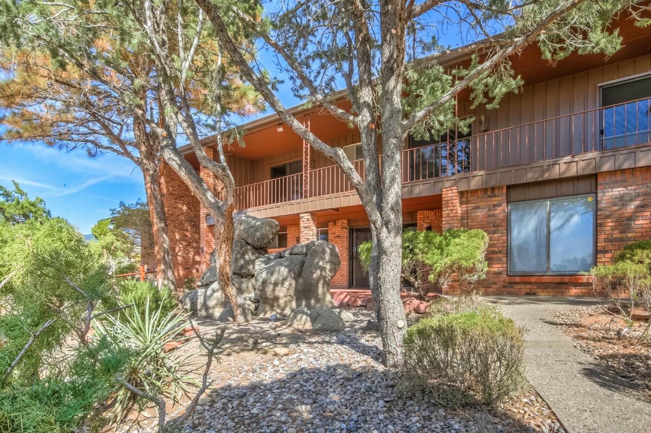 1100 Warm Sands Drive - Photo 1