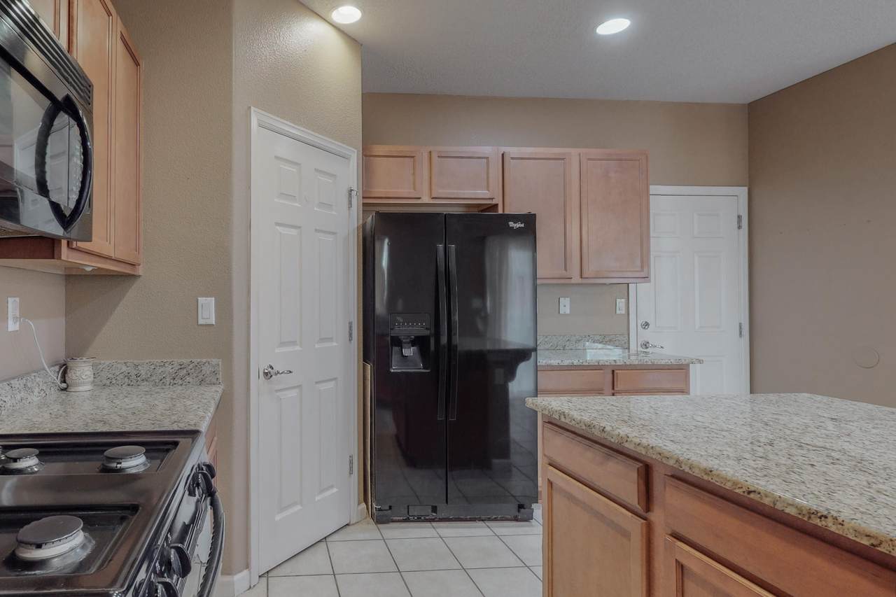 128 Meseta Court - Photo 1