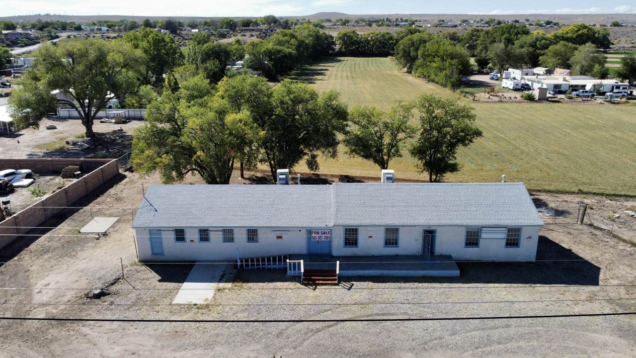 6403 Coors Blvd - Photo 1