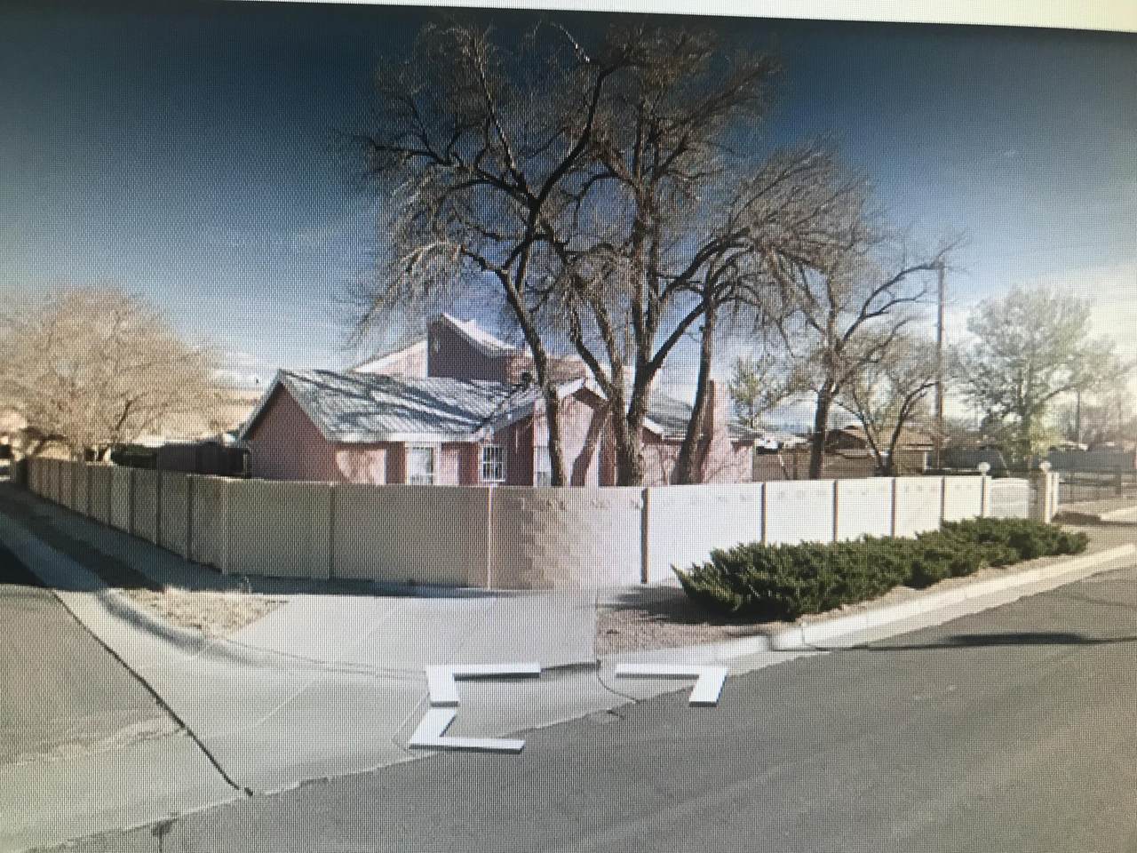 1720 57th St - Photo 1