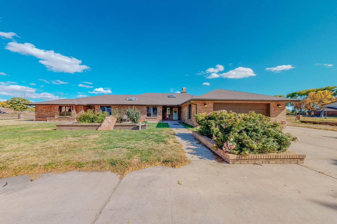 99 Jaramillo Road - Photo 1