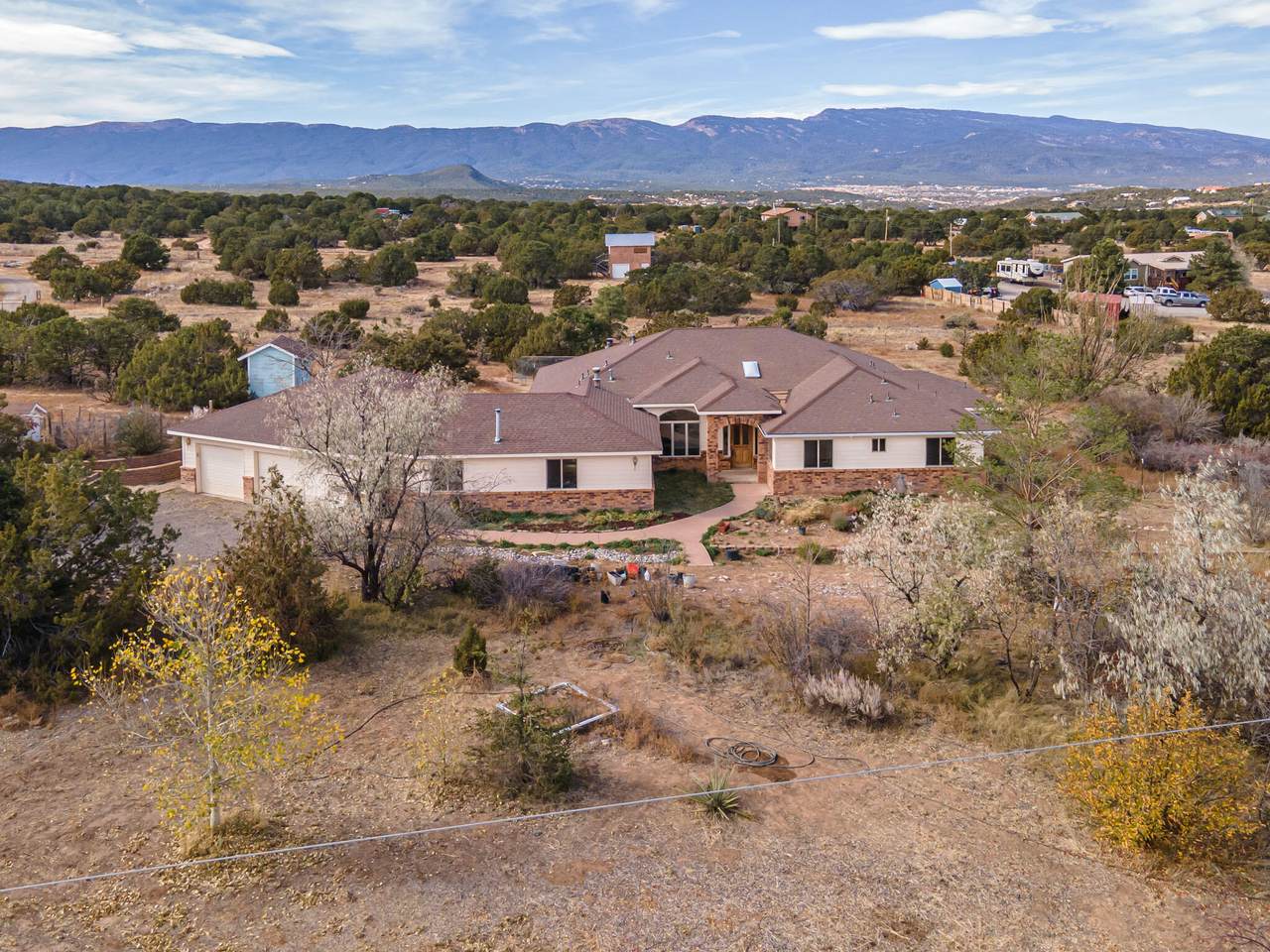118 Tumbleweed Road - Photo 1