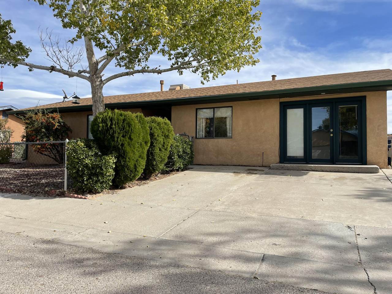 824 Gallahad Street - Photo 1