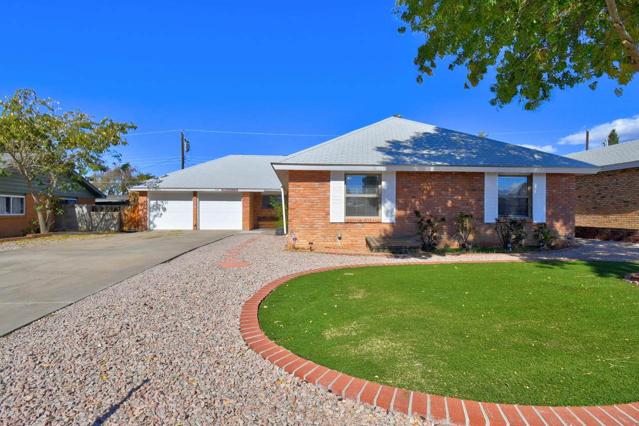 7013 Seminole Road - Photo 1