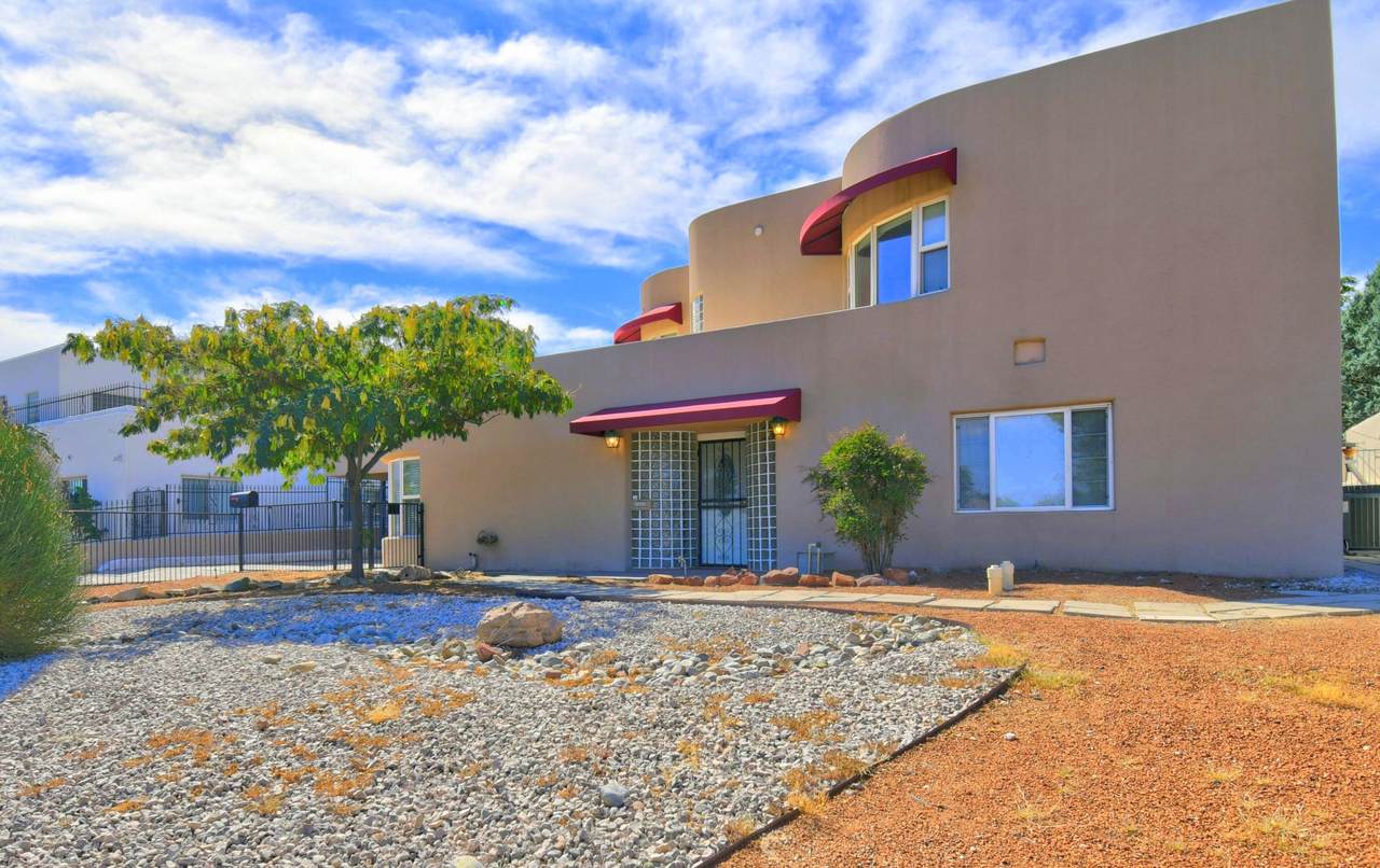 1207 Ridgecrest Drive - Photo 1