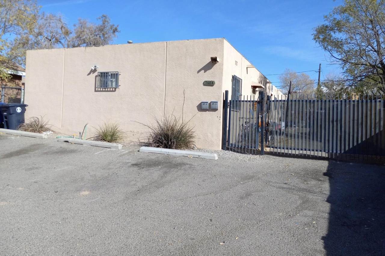 1604 Walter Street - Photo 1