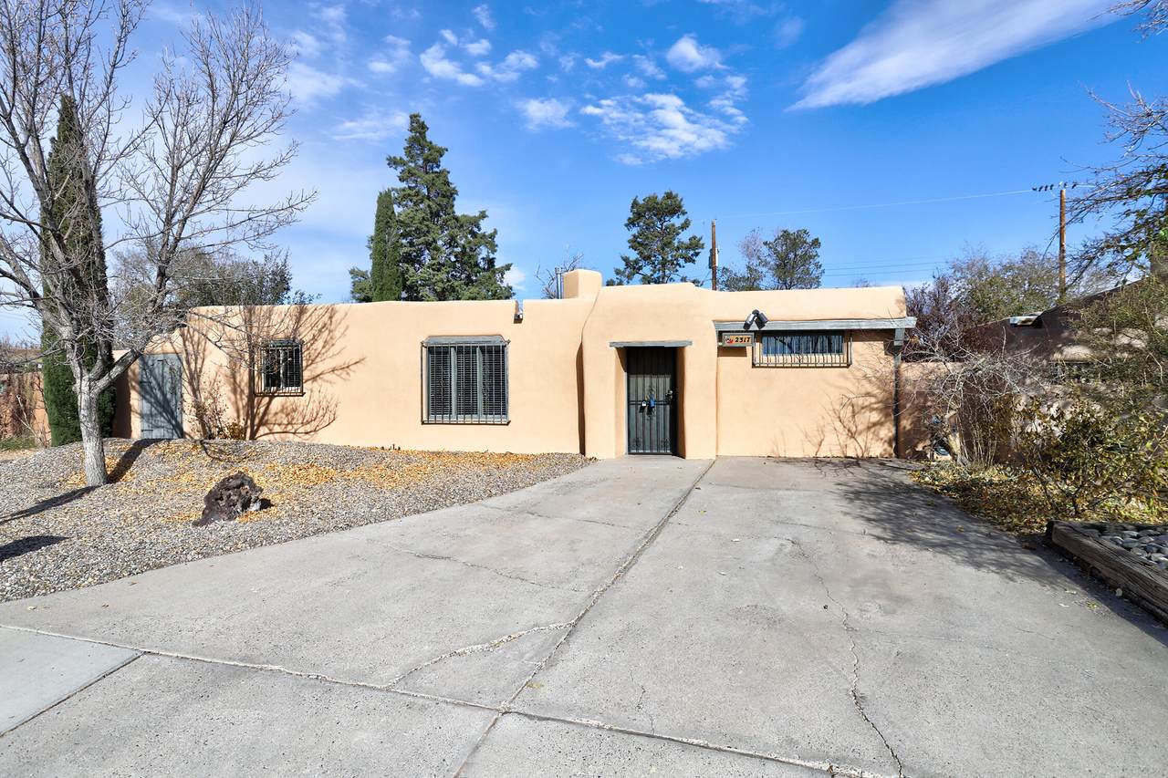 2317 El Nido Court - Photo 1