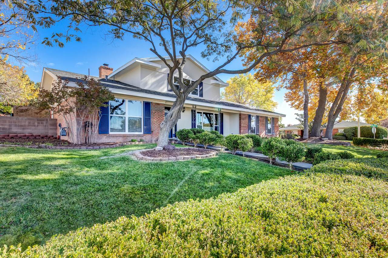 5400 Moon Street - Photo 1