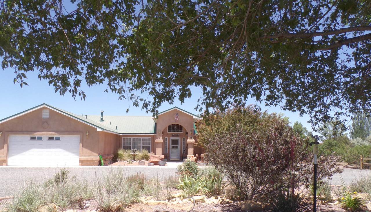4 Farmers Lane - Photo 1