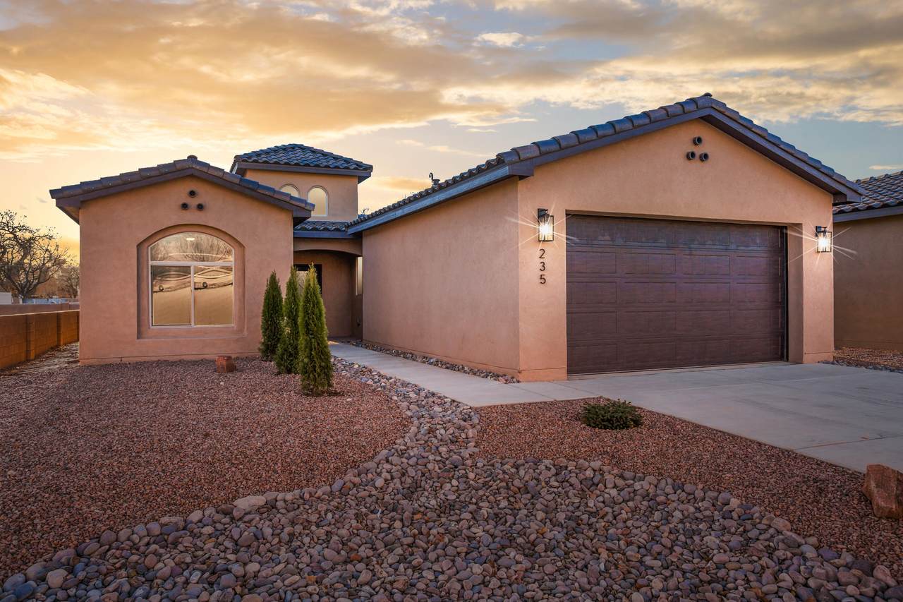 235 Anna Maria Place - Photo 1