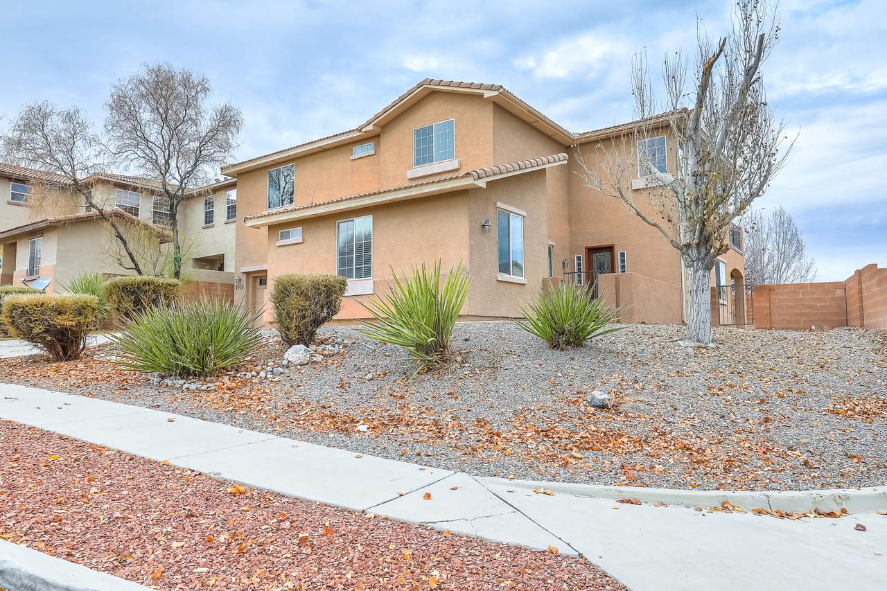 7109 Las Nutrias Road - Photo 1