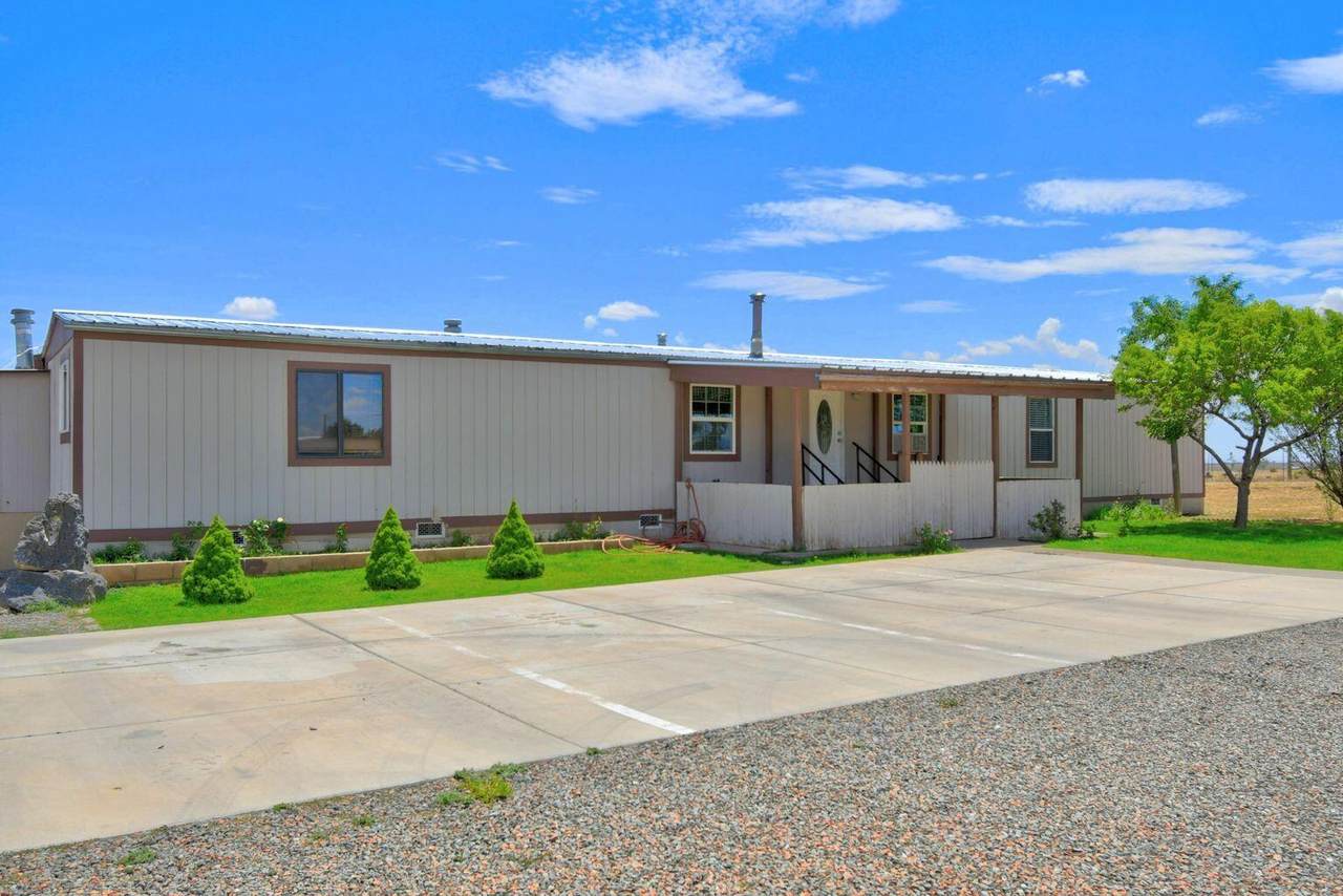 2 Pajarito Drive - Photo 1