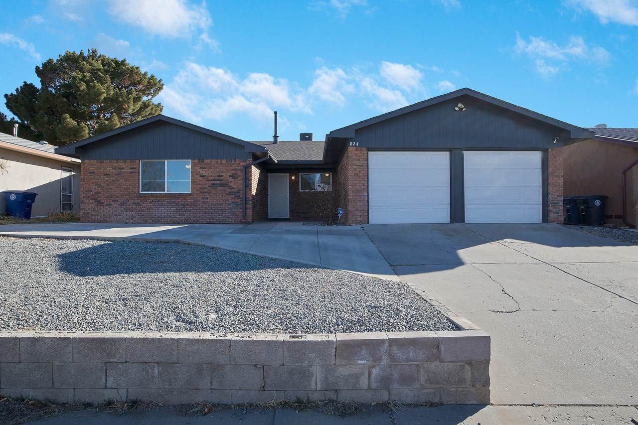 824 Nakomis Drive - Photo 1