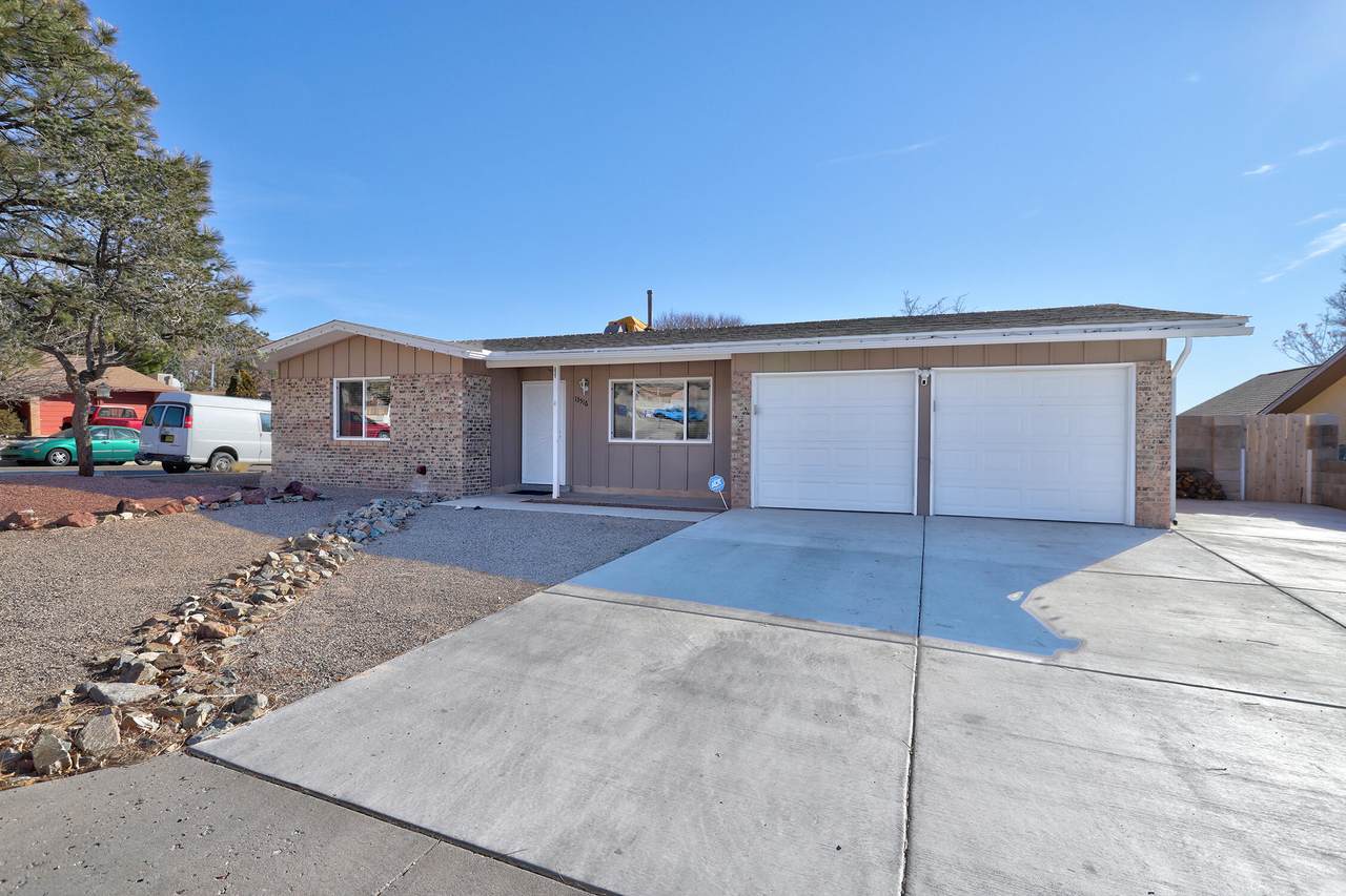 13516 Auburn Avenue - Photo 1