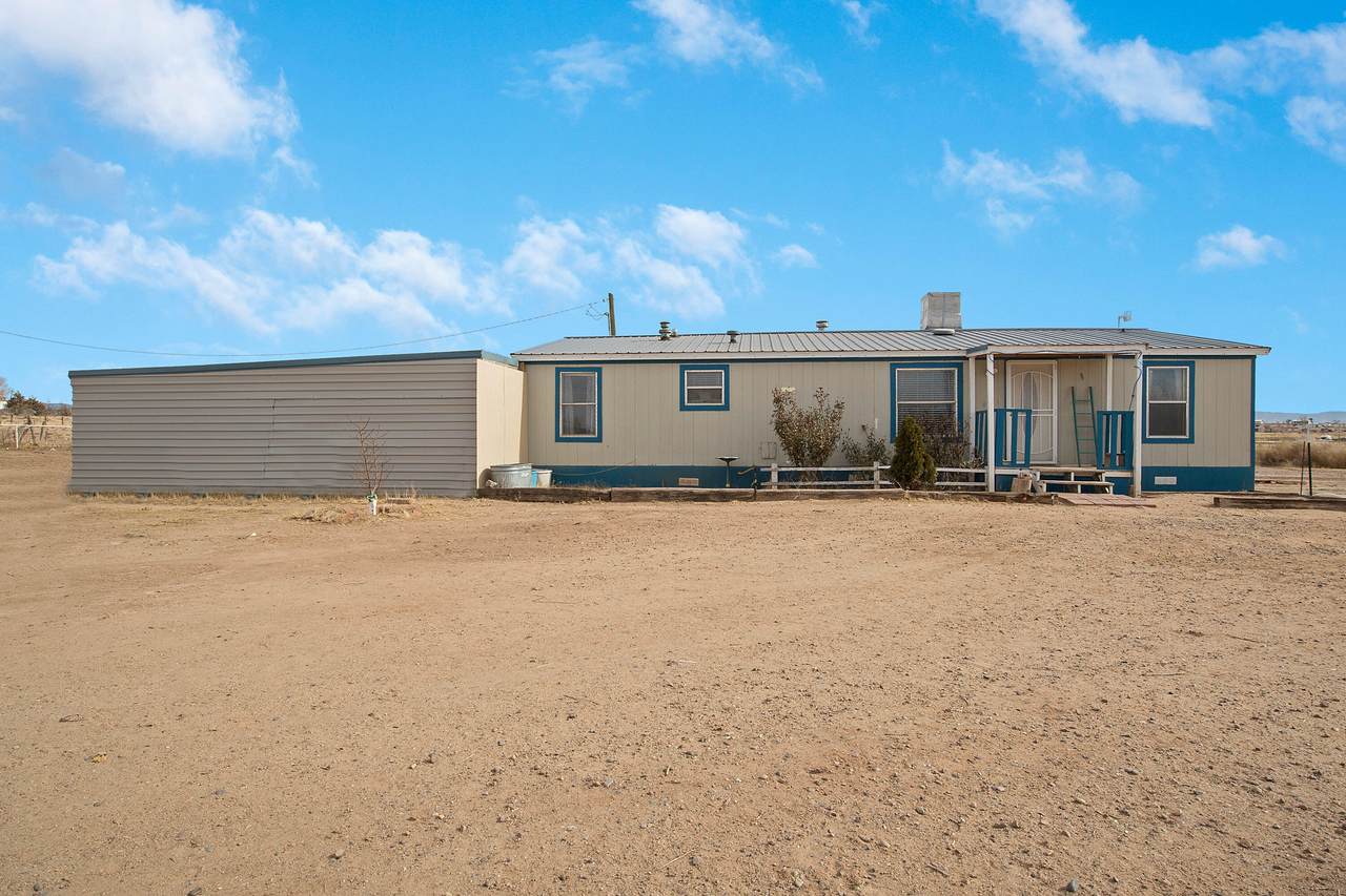 2 Storey Avenue - Photo 1