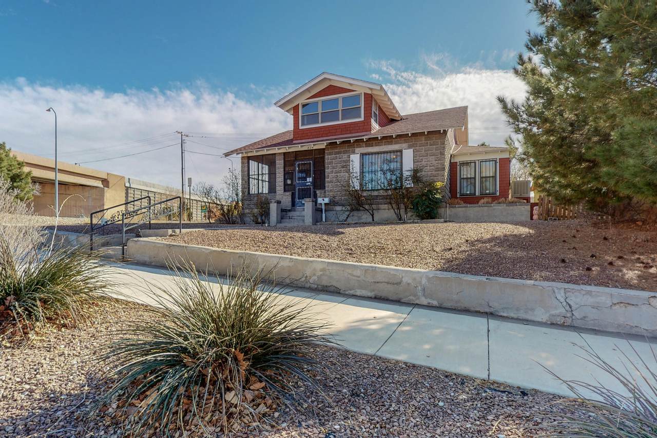824 Silver Avenue - Photo 1