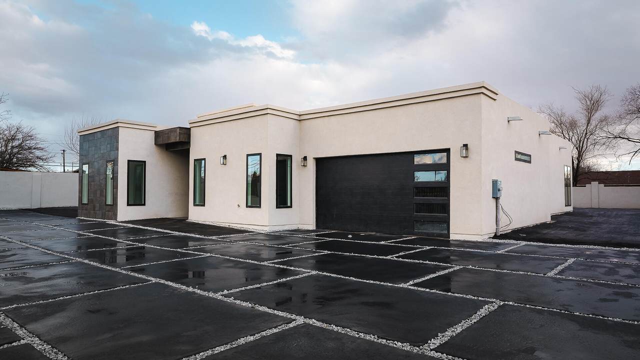 204 Shirk Lane - Photo 1