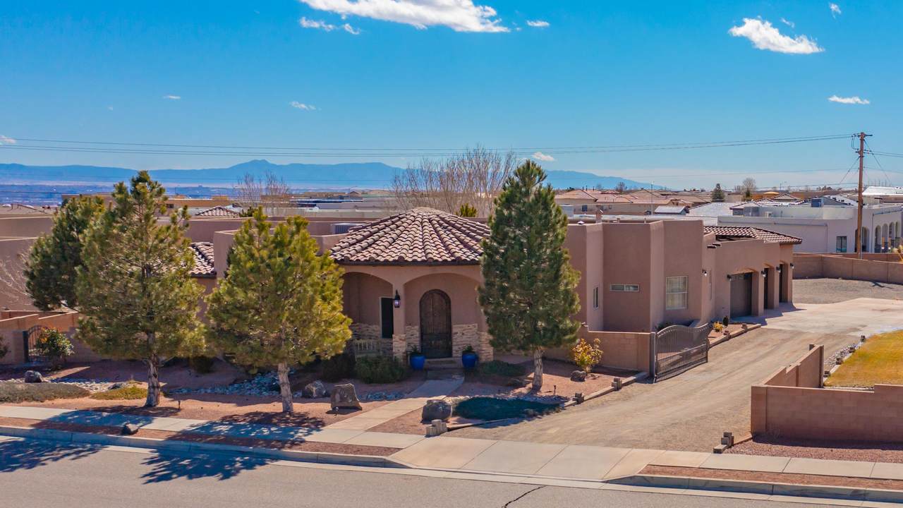 8028 Monte Carlo Drive - Photo 1