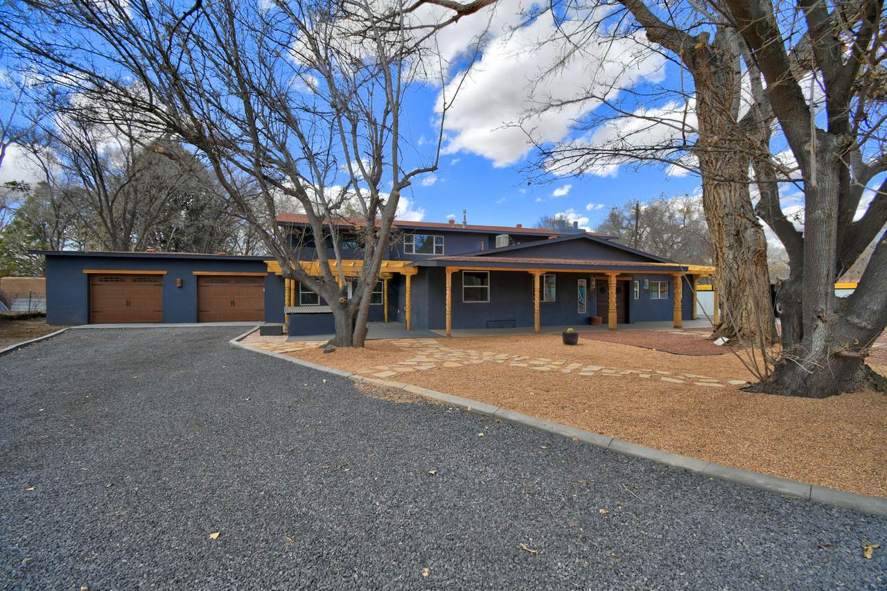432 Mockingbird Lane - Photo 1