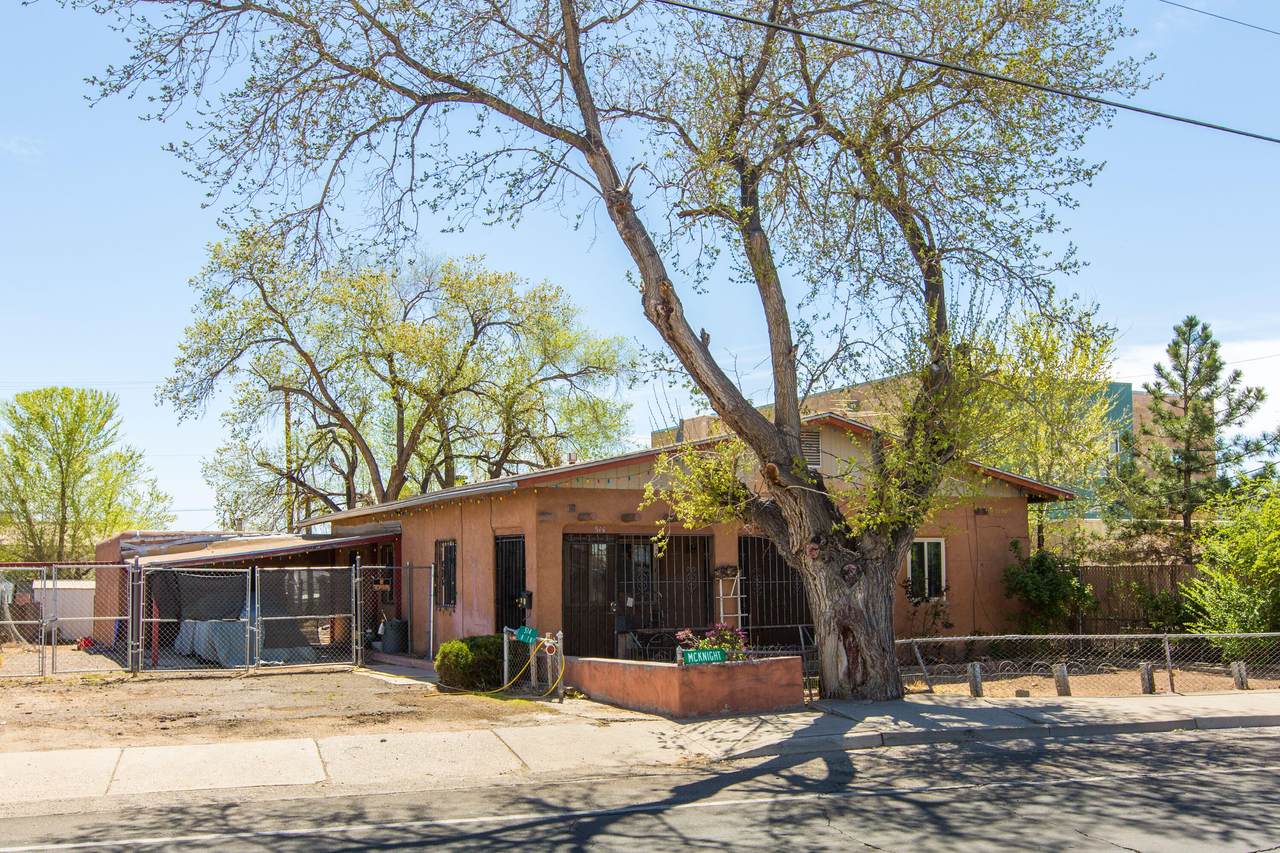 514 Mcknight Avenue - Photo 1