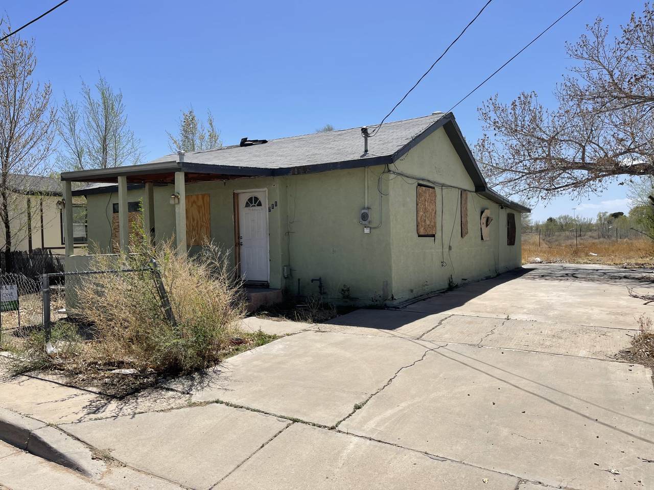 711 Anthony Drive - Photo 1