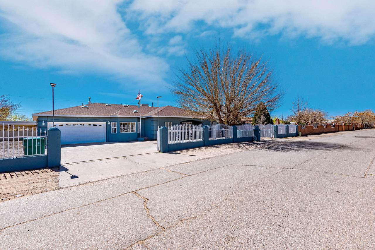 4410, 4408 El Charro Place - Photo 1