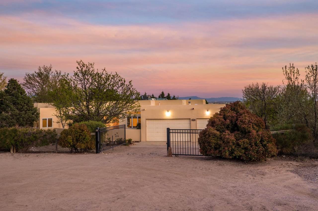 1415 Meadowlark Lane - Photo 1