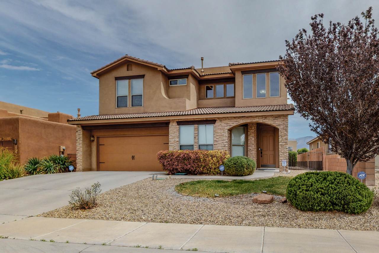 1044 Cristanos Drive - Photo 1