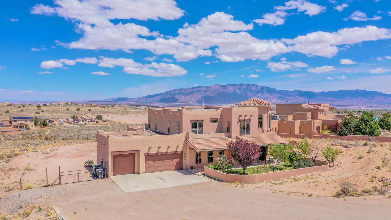 408 Albor Circle - Photo 1