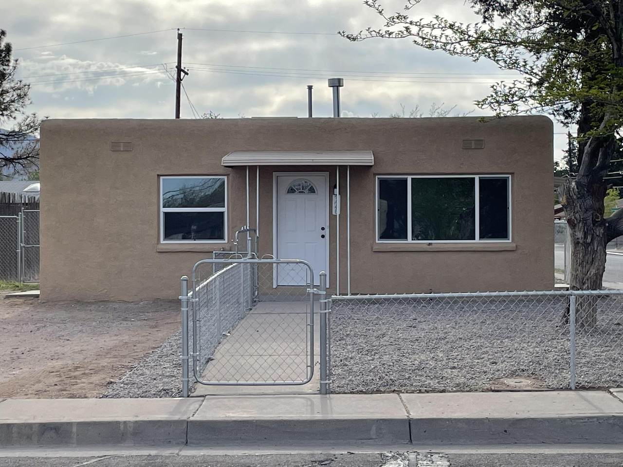 326 Rhode Island Street - Photo 1