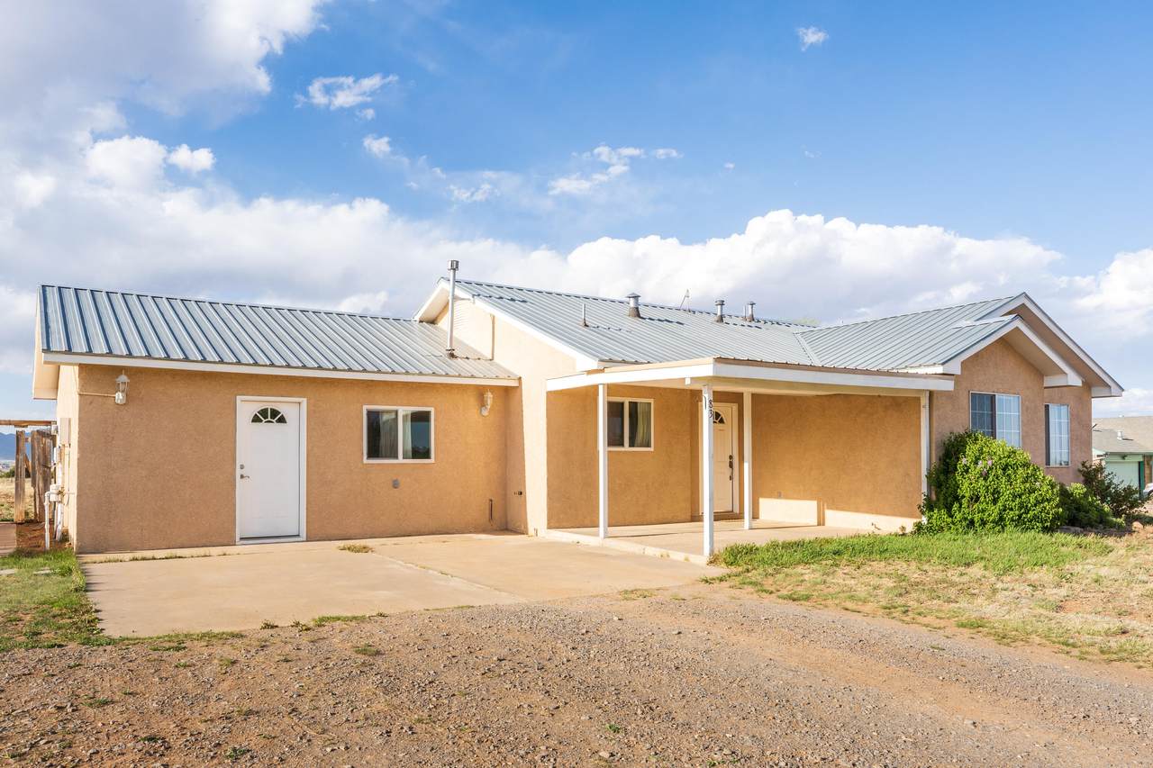 83 Mustang Road - Photo 1