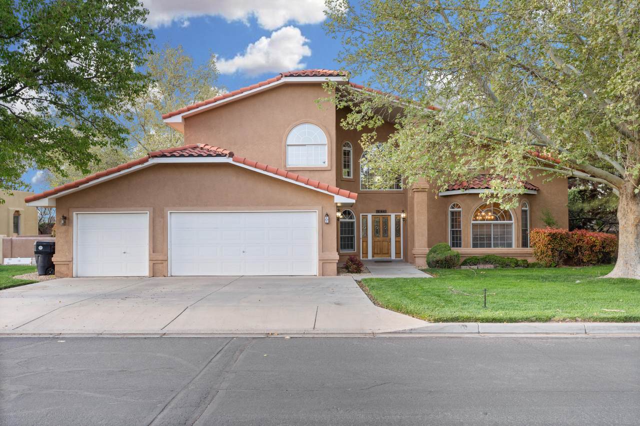 1639 Tierra Del Rio - Photo 1