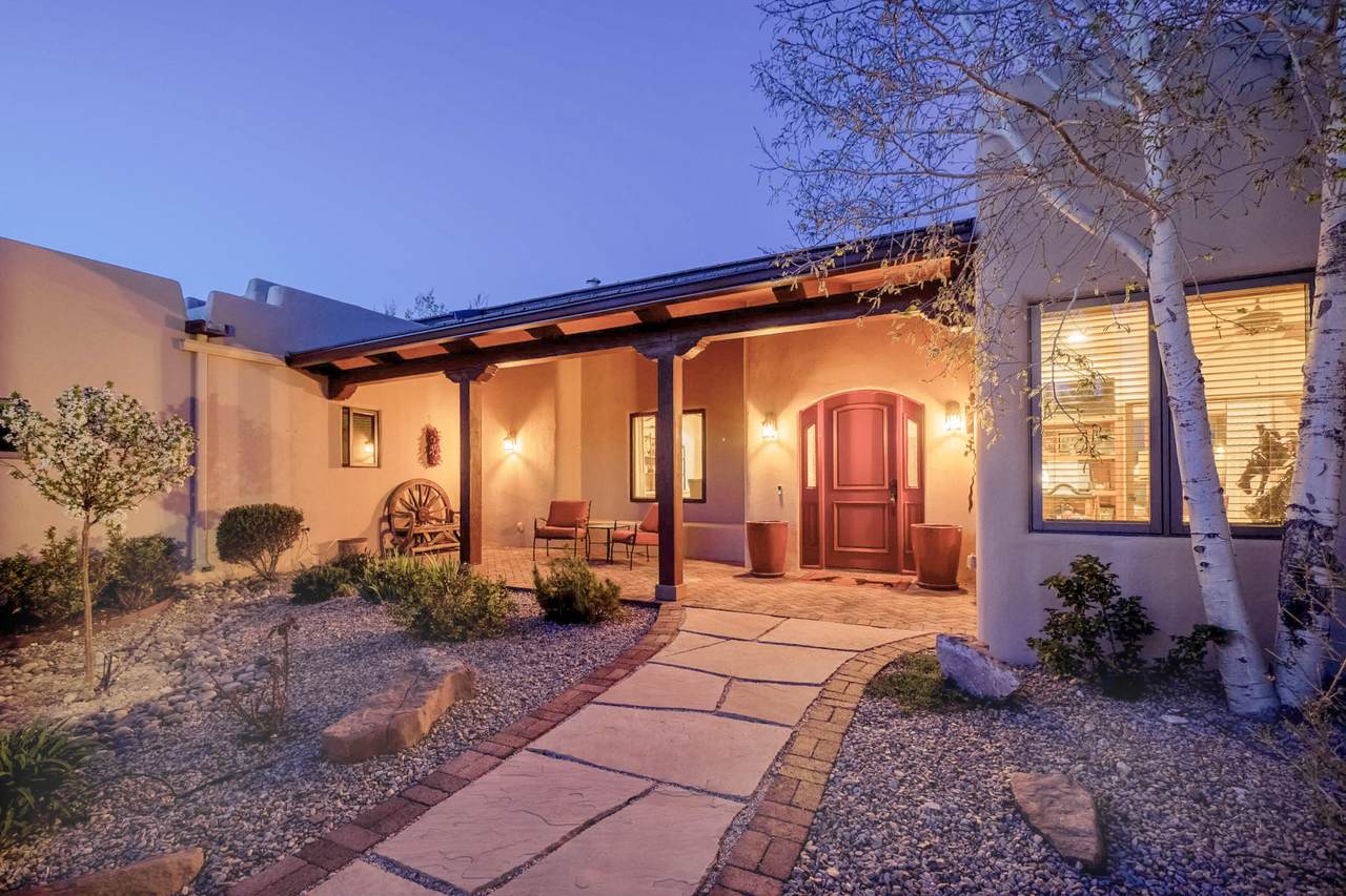 7 Raindance Road - Photo 1