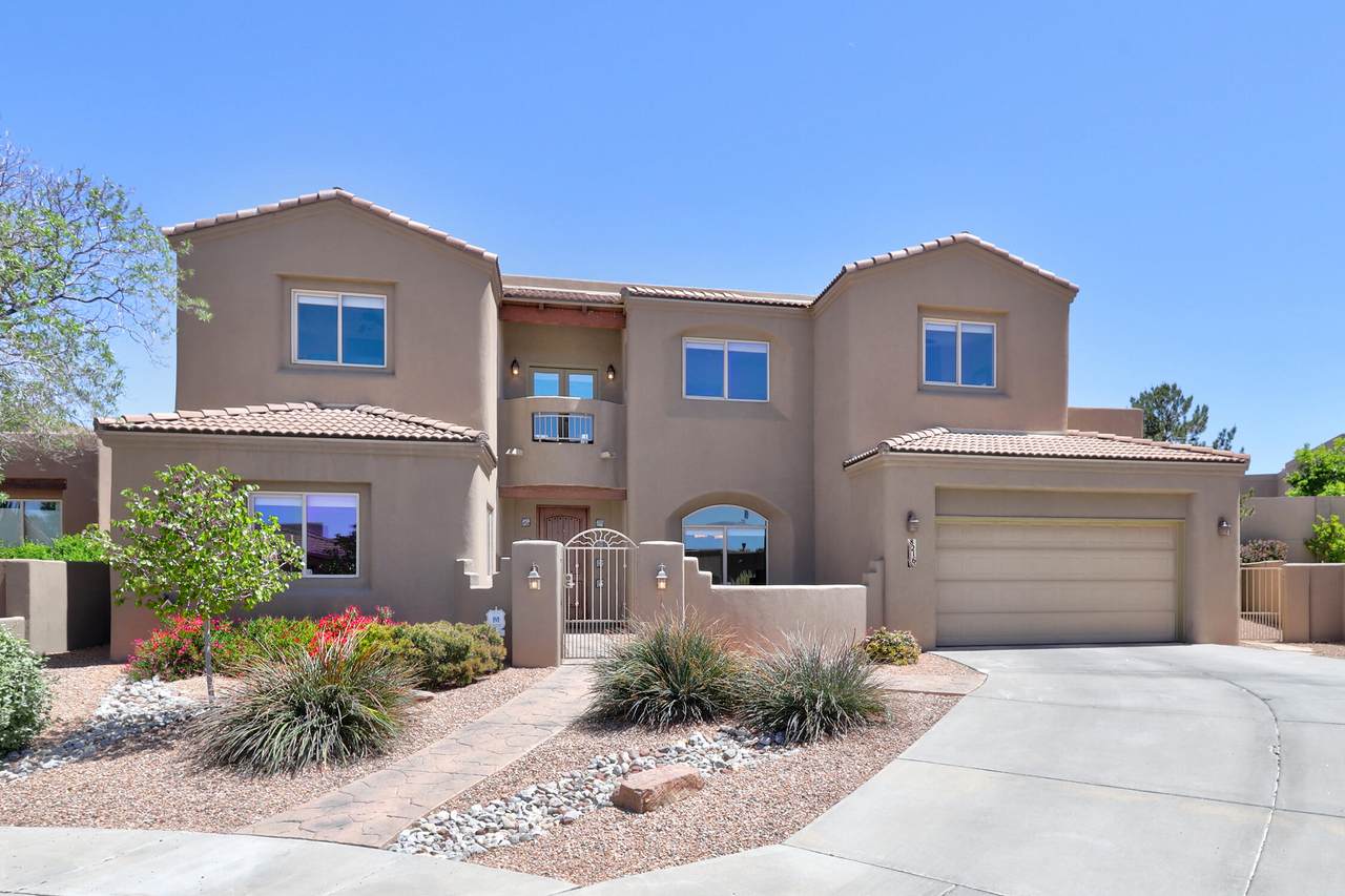 8216 Grape Vine Court - Photo 1